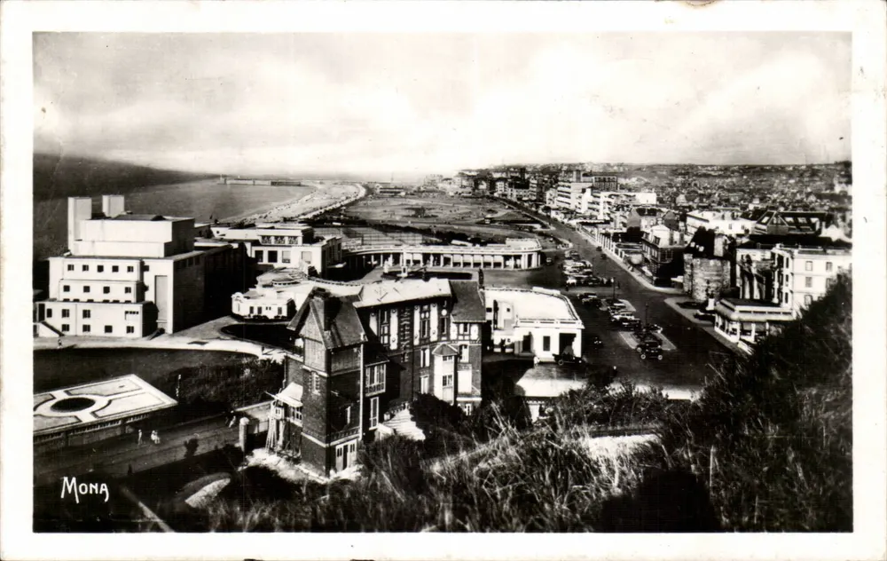 Mona — Panoramablick — Mona - Vorderseite