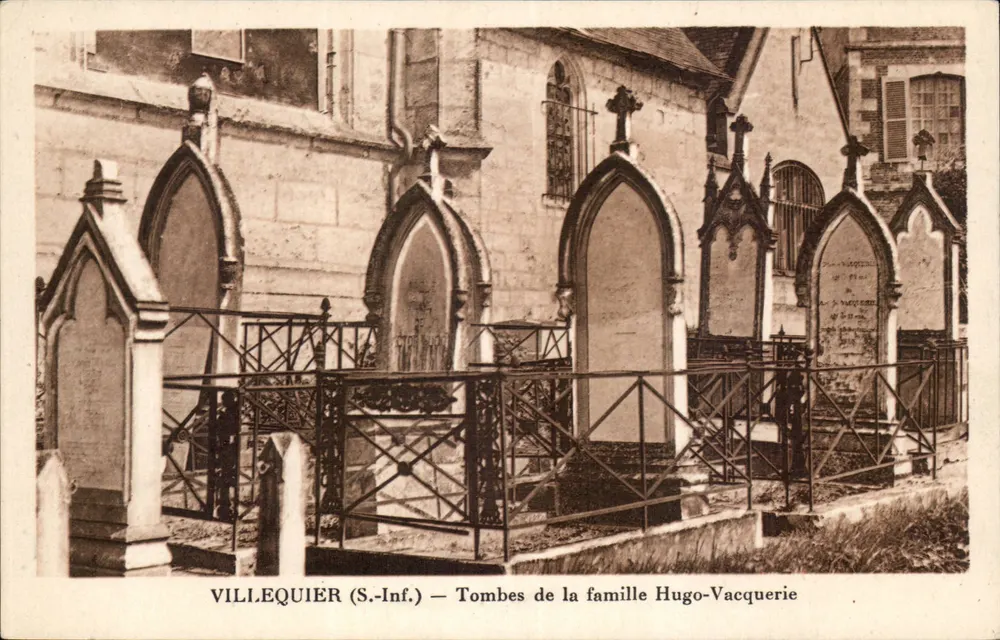 VILLEQUIER (S.-Inf.) — Grabmäler der Familie Hugo-Vacquerie - Vorderseite