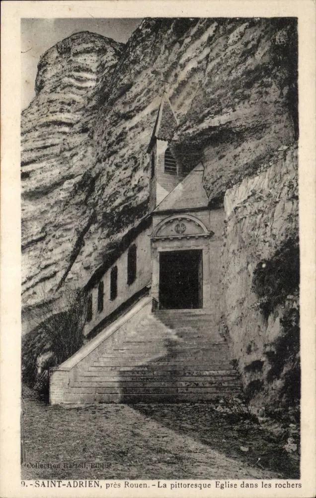 Saint-Adrien, nahe Rouen — Die pittoreske Kirche in den Felsen — Sammlung Rabel, Serie 9 - Vorderseite
