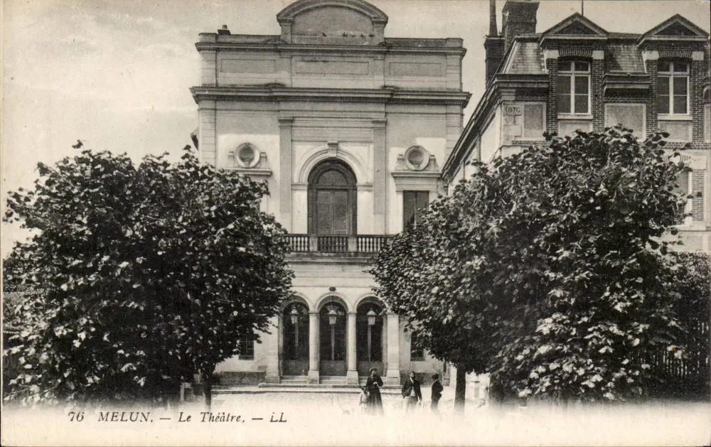 MELUN — O Teatro — Editor LL - Frente