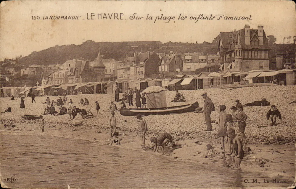 Le Havre — Auf der Strand Kinder spielen — C. M., Le Havre - Vorderseite