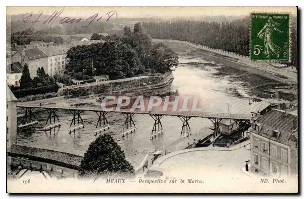 Meaux — Perspectiva sobre a Marne — ND. Fot. - Frente
