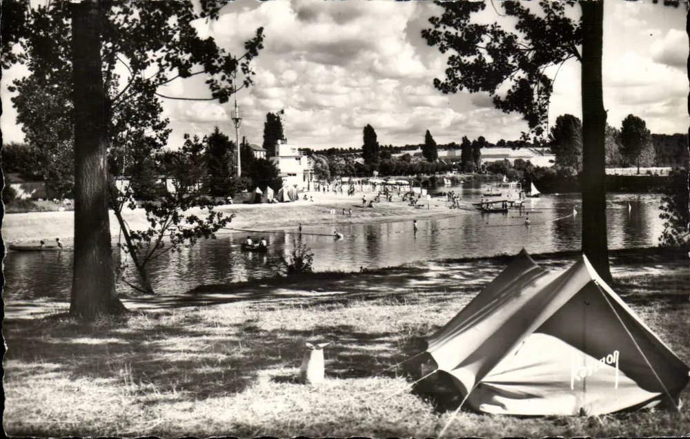 Gournay (S.-et-O.) — A Praia e o Camping — Edição Art Raymony - Frente