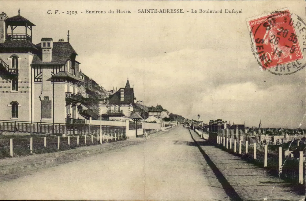 Sainte-Adresse - O Boulevard Dufayel — Em torno de Le Havre — C.V. 2509 - Frente