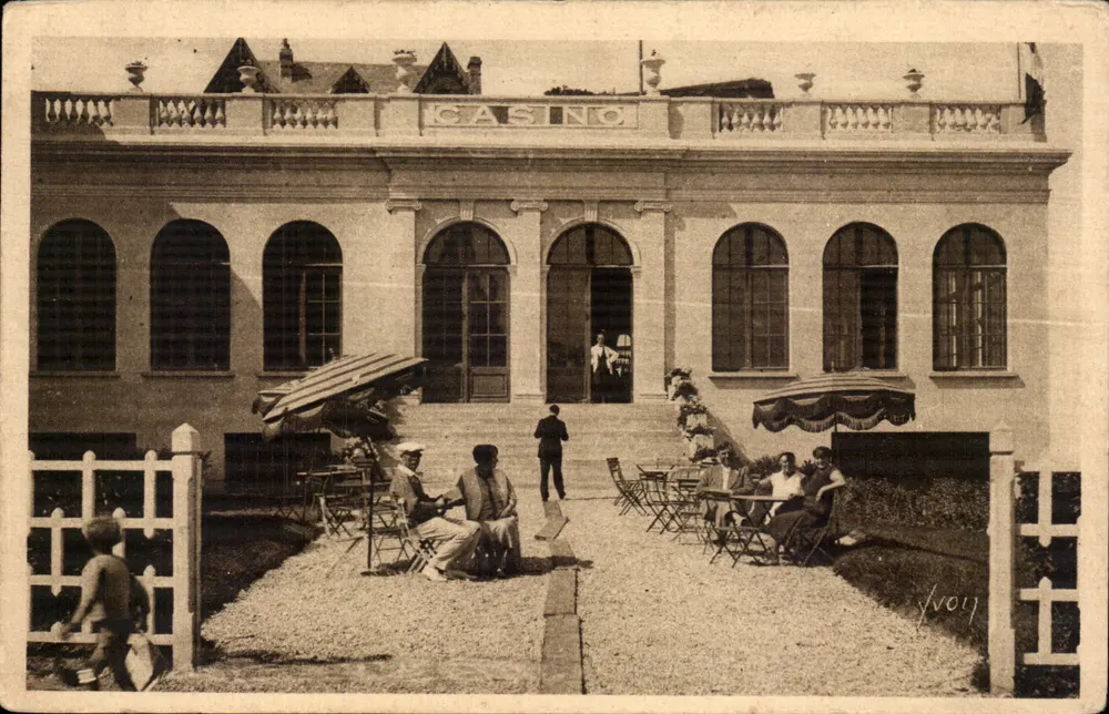 Veulettes (Seine-Inférieure) — Entrada do Casino — Edições de Arte VVQN, Paris - Frente