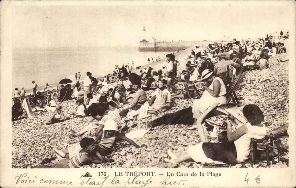 Le Tréport — Um Canto da Praia — Bilhete postal antigo n°176, editor A.C.A. - Frente