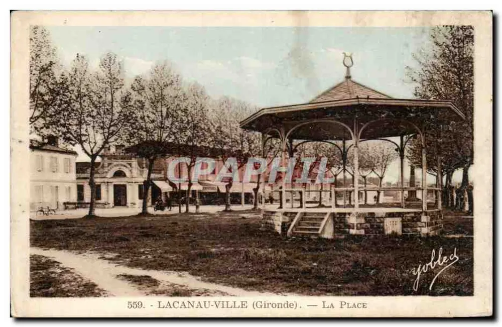 Lacanau-Ville (Gironde) — La Place — Jolbès - Frente