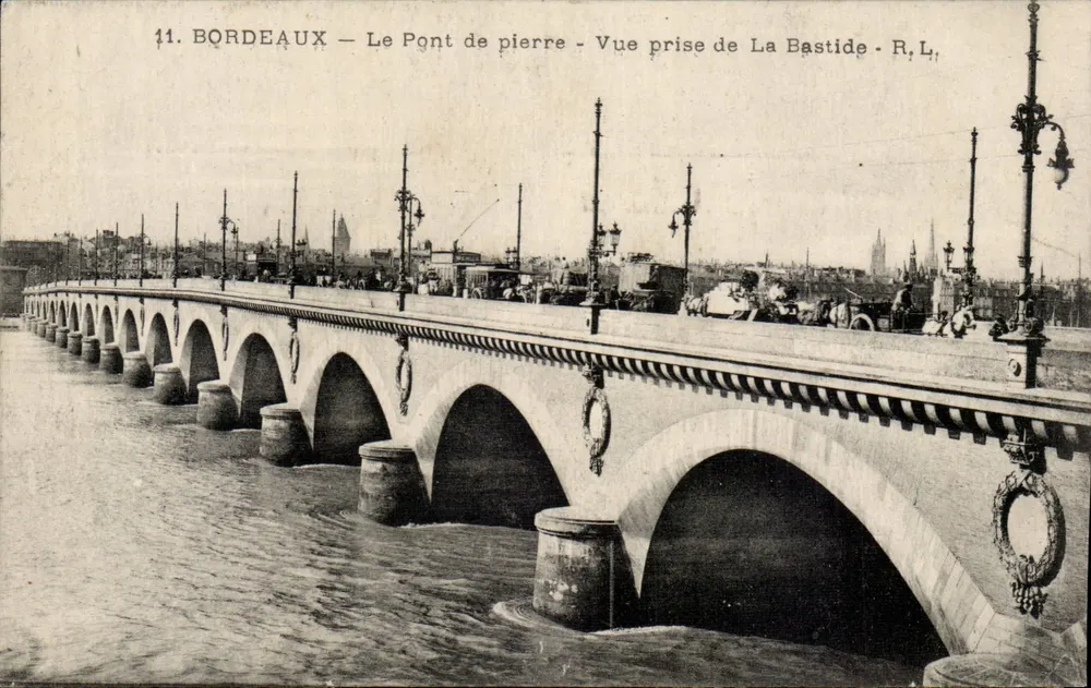 Bordeaux — Steinbrücke — Ansicht vom La Bastide — R.L. - Vorderseite