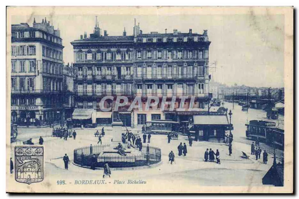 Bordeaux - Place Richelieu — vista da praça com fonte e trem — editor G. Artaud, Nantes, n° 198 - Frente