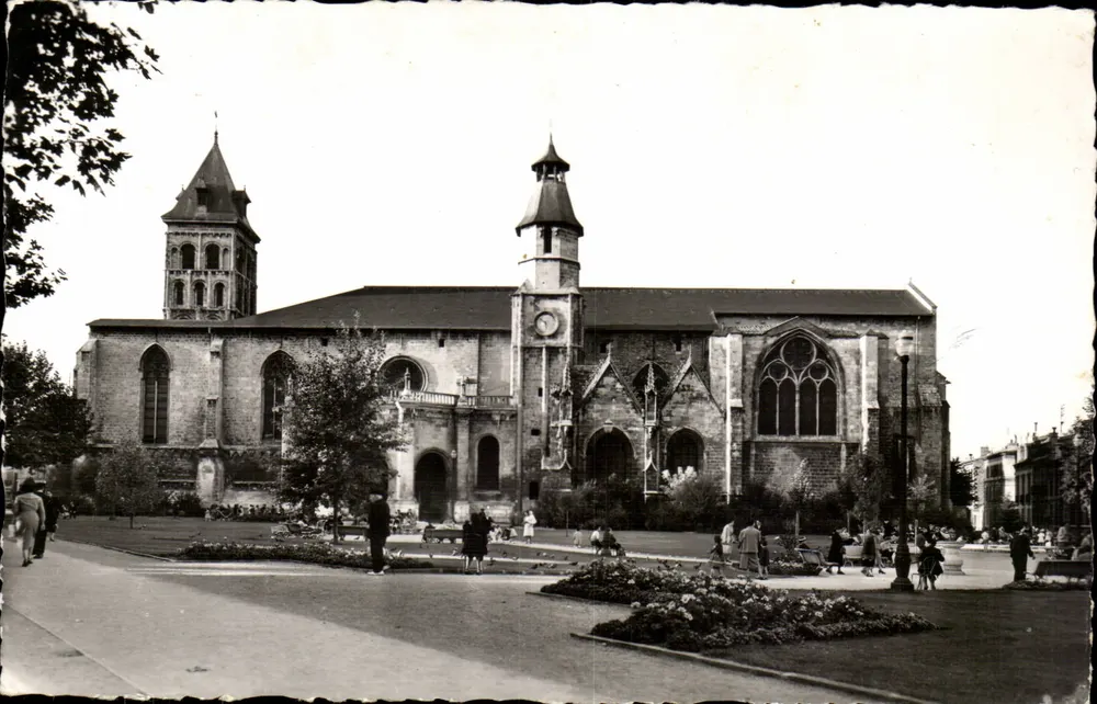 Bordeaux — Die Basilika Saint-Seurin und die Gärten — Giatigny-Ausgabe Nr. 32 - Vorderseite
