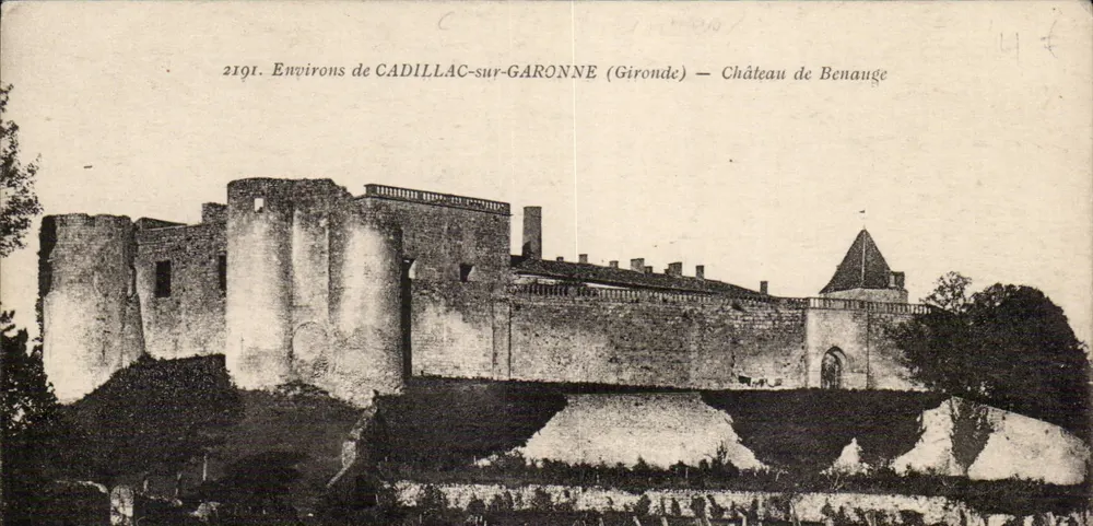 Schloss Benauge — Umgebung von CADILLAC-sur-GARONNE (Gironde) - Vorderseite