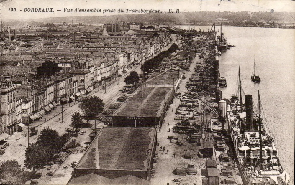 Bordeaux — Vista geral tirada do Transbordeur — B. R. — n° 130 - Frente