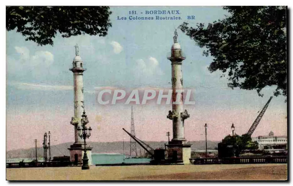 Bordeaux — Les Colonnes Rostrales — Éditeur BR - Frente