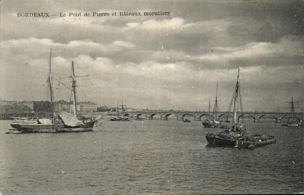 Bordeaux — Der Steinerne Brücke und Cod-Fischboote - Vorderseite