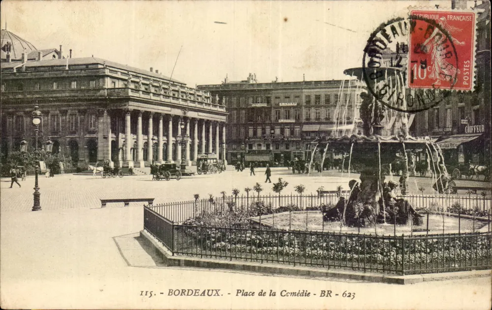 Bordeaux - Praça da Comédia — vista da fonte e do teatro — editor BR - 623 - Frente