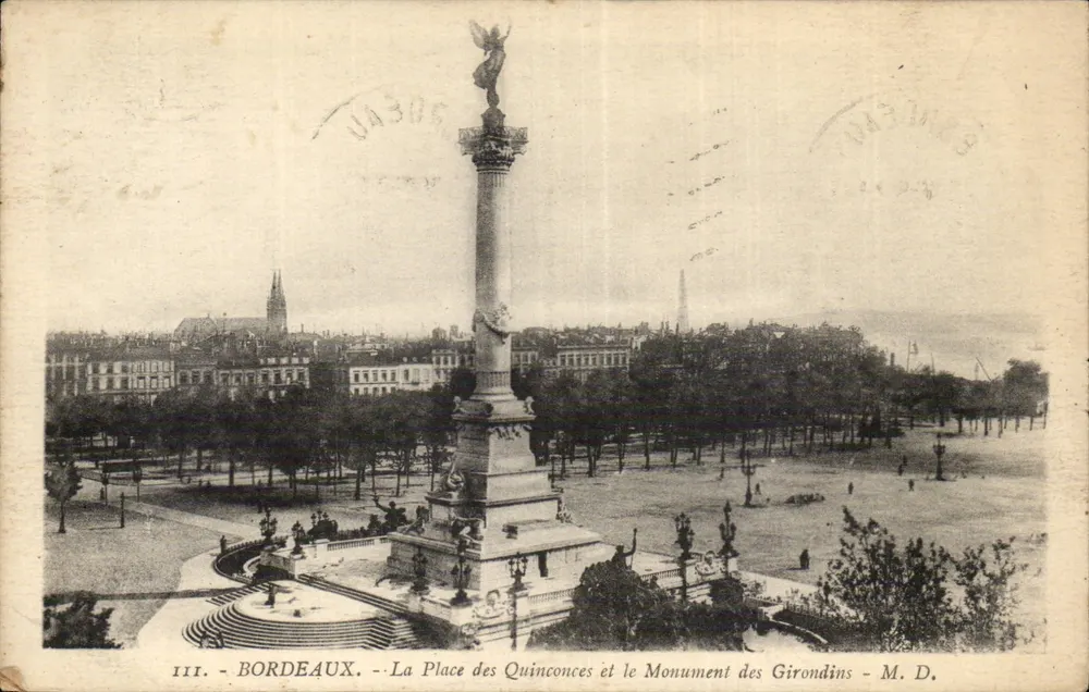 Bordeaux — Place des Quinconces und das Monument des Girondins — M. D. - Vorderseite