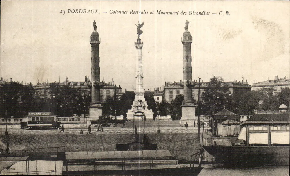 Bordeaux — Rostralkolonnaden und Denkmal der Girondinen — C.B. - Vorderseite