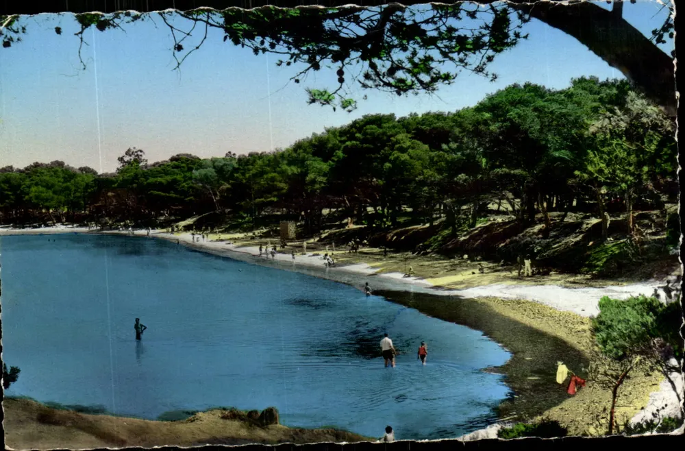 A praia de Argent — Ilha de Porquerolles — Éditions S.E.P.T. - Frente