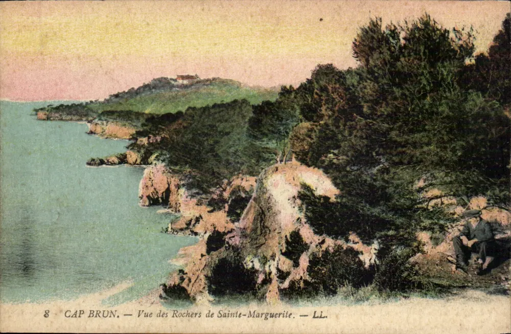 Cap Brun — Ansicht der Felsen von Sainte-Marguerite — LL. Brun - Vorderseite