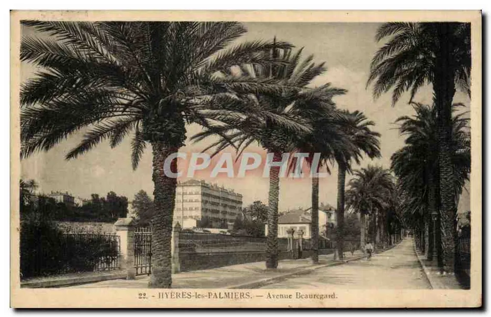 HYÈRES-les-PALMIERS — Avenida Beauregard — H. Pierref — n°22 - Frente