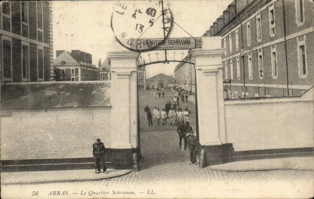 Arras — O Bairro Schramm — editor LL. - Frente