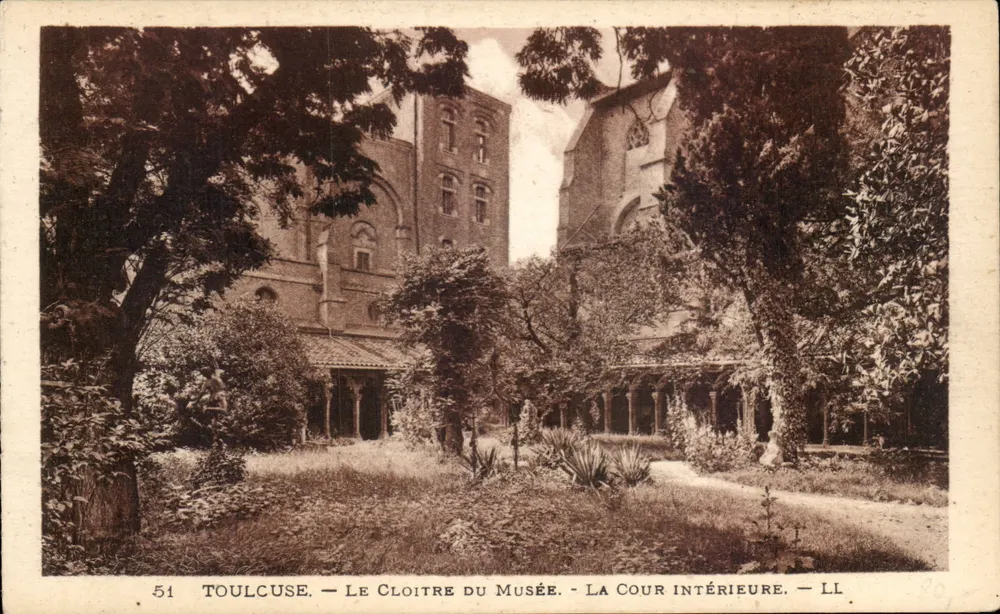 Toulouse — O Claustro do Museu — A Cour Intérieure — LL - Frente