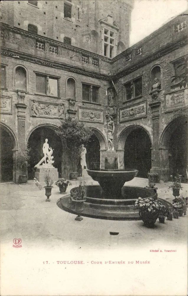 Toulouse - Cour d'Entrée do Museu — cliché A. Trantoul - Frente