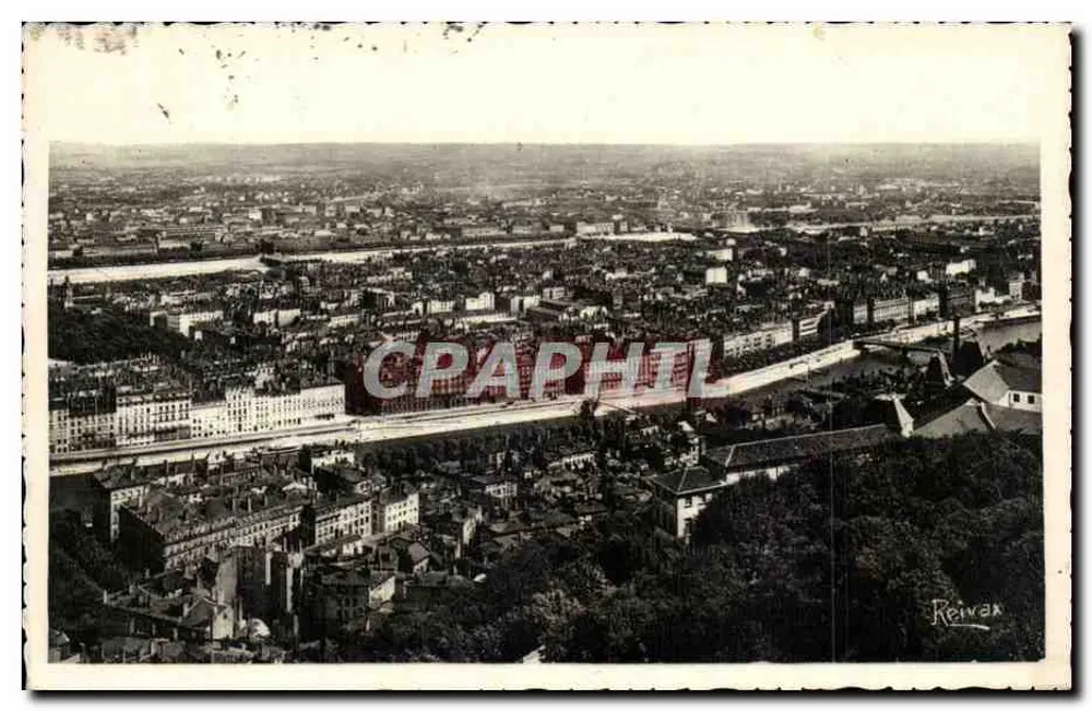 Vista geral entre Bellecour e Perrache — Lyon — editada por Reimax - Frente