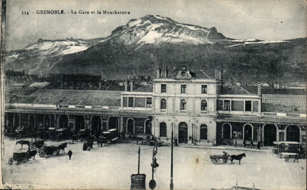 Grenoble - A Estação e o Moucherotte — Edição Mr. Bourcier, Grenoble, n°114 - Frente