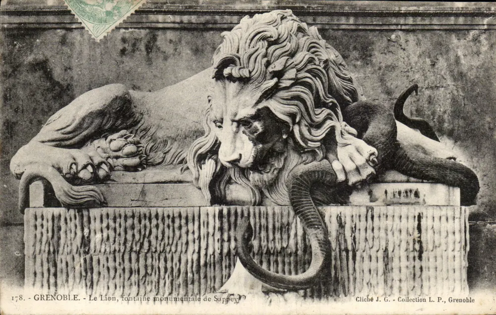 Grenoble - Der Löwe, monumentale Fontäne von Sappey - Vorderseite