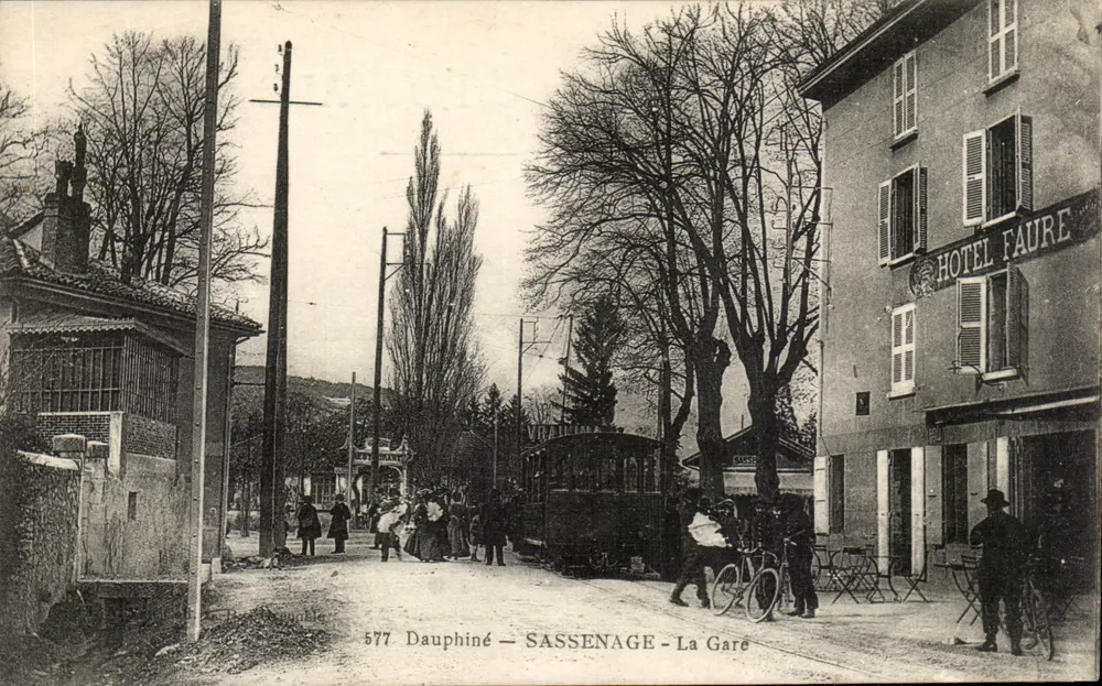 Sassenage — La Gare — Hôtel Faure — Tramway - Recto