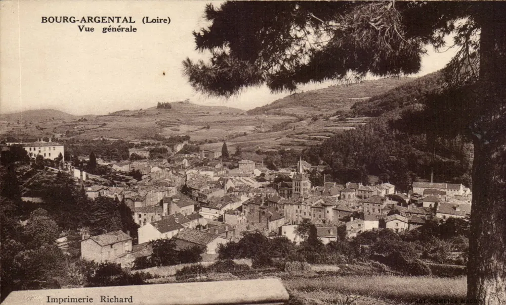 Bourg-Argental (Loire) — Algemene uitzicht — Drukkerij Richard - Voorkant