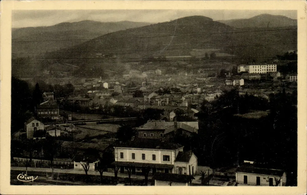 Bourg-Argental (Loire) — Vista Geral — Martin-Arnaud, Combier - Frente