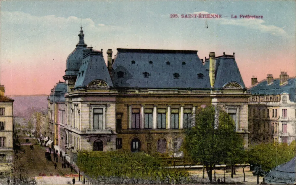 Saint-Étienne — A Prefeitura — Editor M. M. St-Denis, n° 205 - Frente