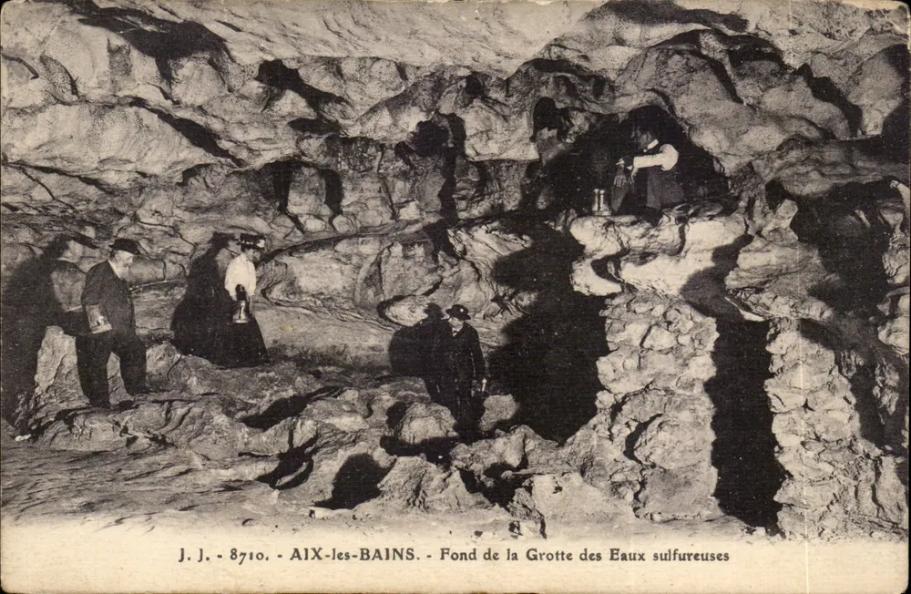 Aix-les-Bains — Ansicht der Schwefelquellenhöhle — J. J. - 8710 - Vorderseite