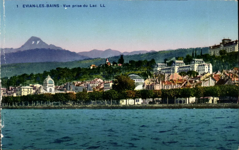 Evian-les-Bains — Vista tirada do Lago LL — editor LL - Frente