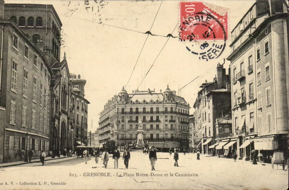 Grenoble - A Praça Nossa Senhora e o Centenário — Coleção L. P., Grenoble - Frente