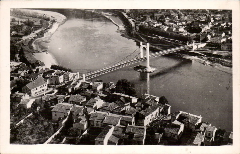 Les Roches-de-Condrieu — El Ródano y el puente — Les Éditions du Chemin-Neuf, Lyon - Anverso