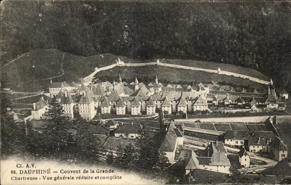 Dauphiné — Mosteiro da Grande Chartreuse — Vista geral reduzida e completa — Cl.A.V. n°60 - Frente