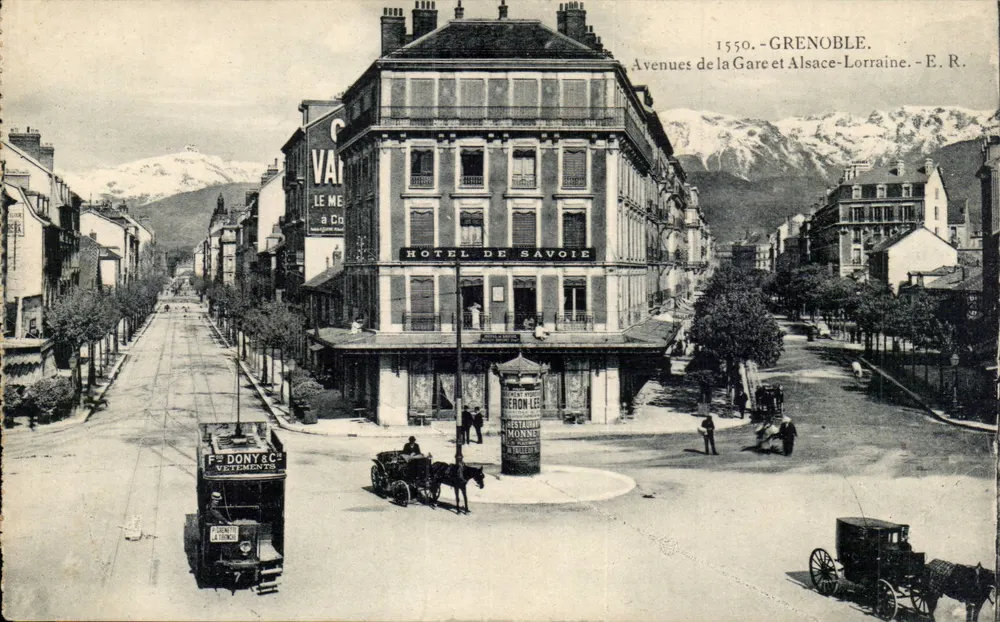 Grenoble — Avenuen der Station und Elsass-Lothringen — E.R. — 1550 - Vorderseite