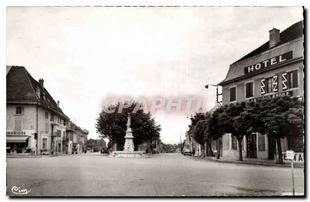 Les Abrets (Isère) — A rotunda — CIM - Frente
