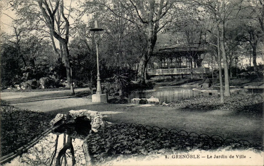 Grenoble — O Jardim da Cidade — P. GAUDE, fot. edit. Grenoble, n°8 - Frente
