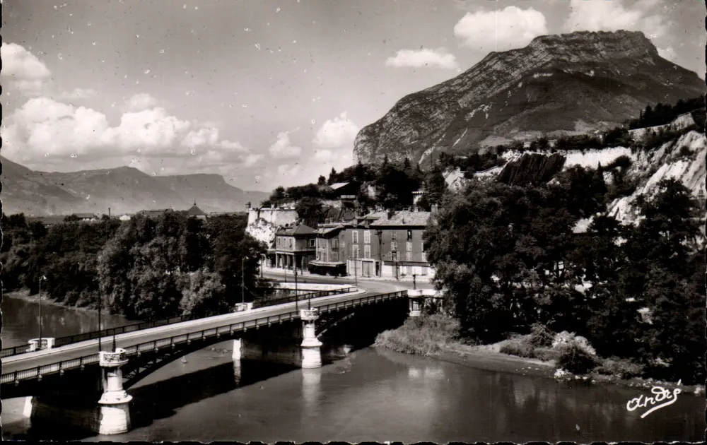 Grenoble - Brücke der Porte de France und der Néron-Fluss — Edition d'Art André, Grenoble - Vorderseite