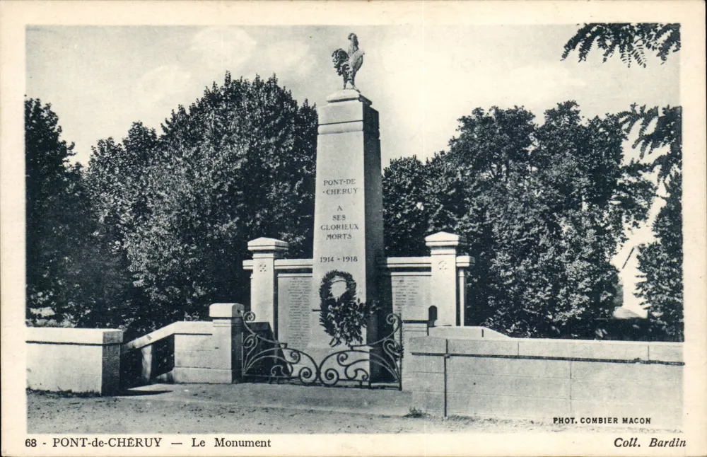 पॉन्ट-दे-शेरूई — 1914-1918 के गौरवशाली मृतकों के स्मारक — फोटो. कॉम्बियर मैकॉन, क्रमांक 68 - आगे