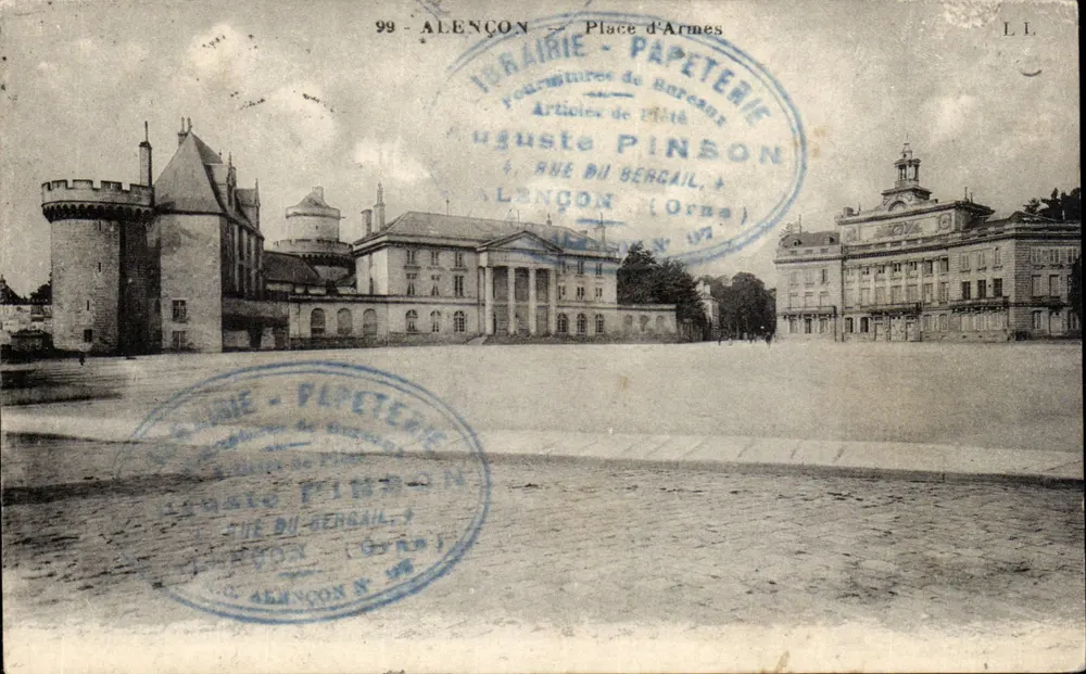 Alençon — Place d'Armes — Papeterie Auguste Pinson, 4 rue du Bergail - Frente