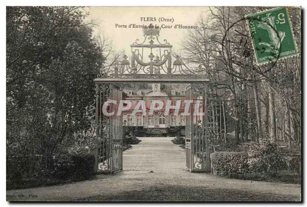 Flers (Orne) — Porta d'Entrata della Cour d'Honneur — editore stampa G. Flers - Recto