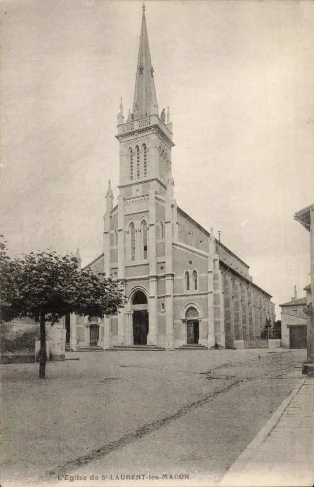 A Igreja de Saint-Laurent-lès-Mâcon — vista da fachada com torre sineira — editor não visível - Frente