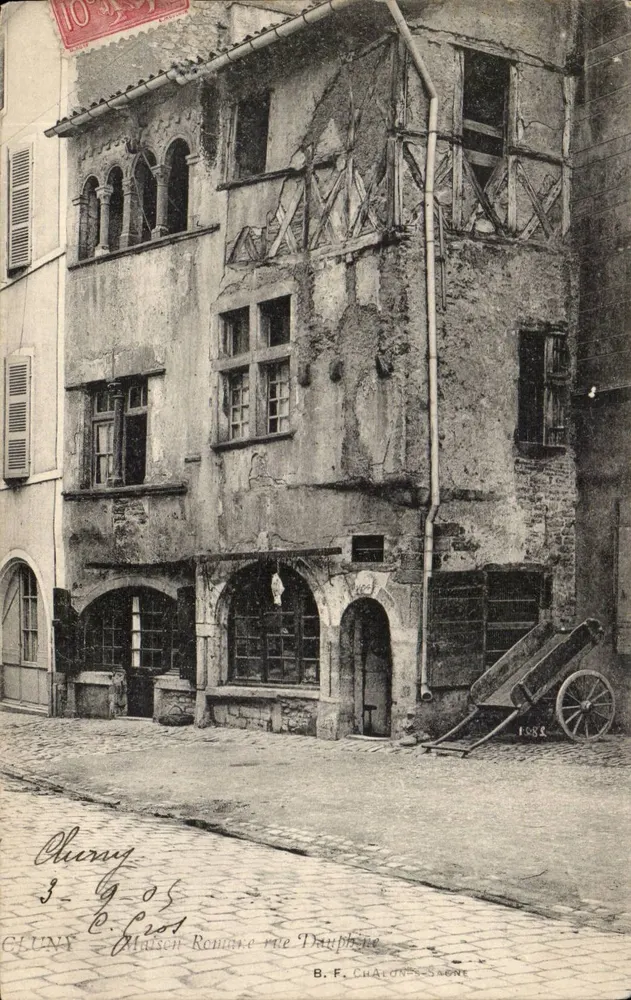 Cluny — Casa Romana na Rua Dauphine — B. F. Châton-Saone - Frente