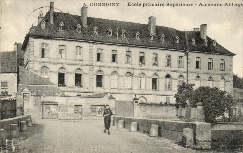 Corbigny — Scuola elementare superiore — Antica Abbazia — C. Pinoteau, editore Cordillier - Recto