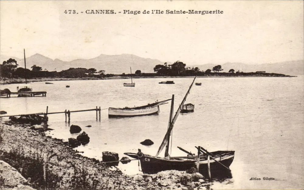 CANNES. Praia da Ilha Santa Marguerite — Edição Giletta, n° 473 - Frente